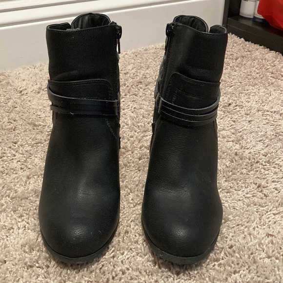 Booties - Picture 3 of 6